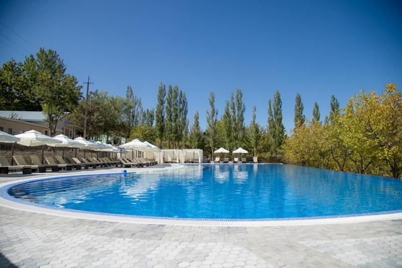 Avenue Park Hotel Yusufkhona Dış mekan fotoğraf