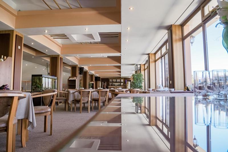 Avenue Park Hotel Yusufkhona Dış mekan fotoğraf