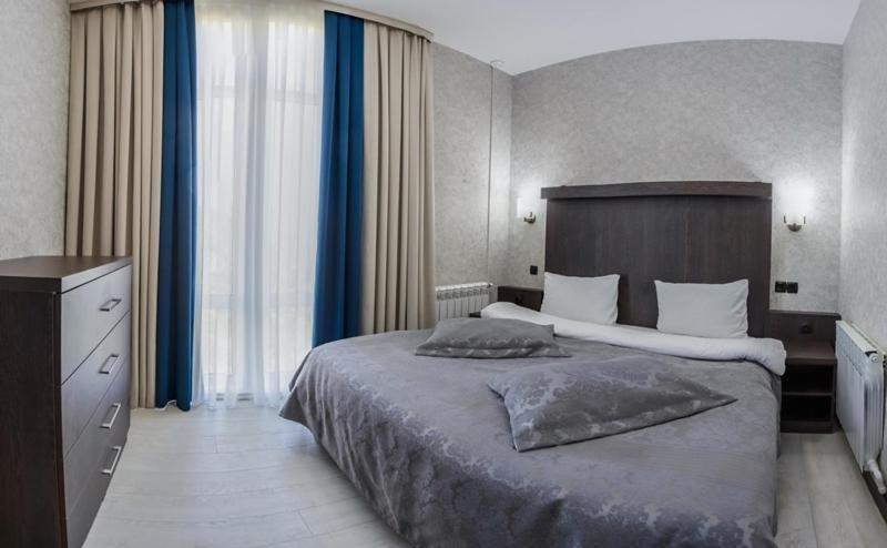 Avenue Park Hotel Yusufkhona Dış mekan fotoğraf