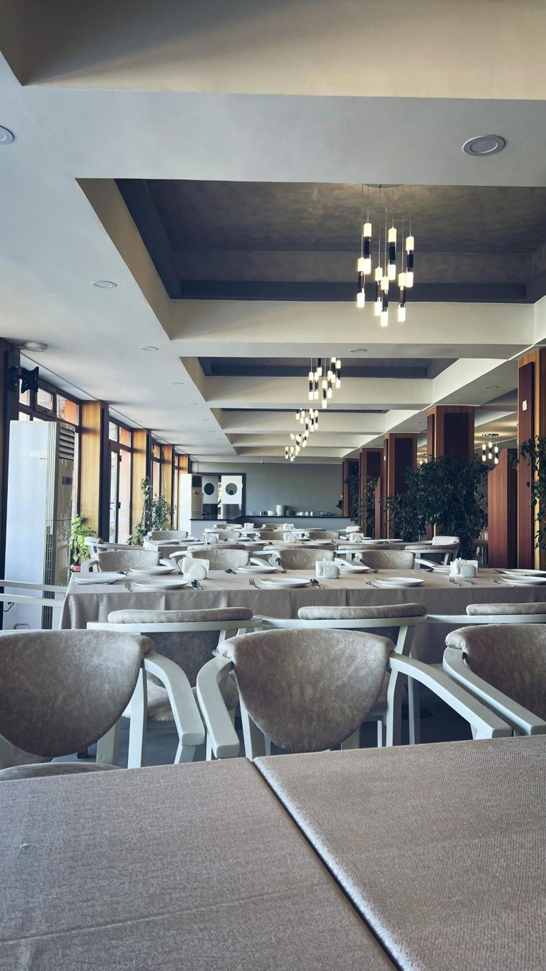 Avenue Park Hotel Yusufkhona Dış mekan fotoğraf